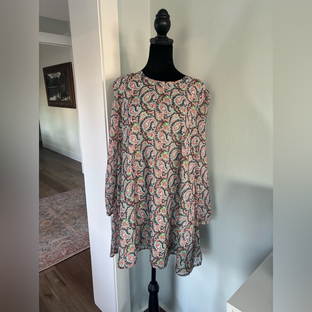 Allison New York size M long sleeve paisley swing dress